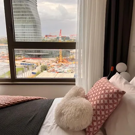 The View Waterfront Apartment Belgrad