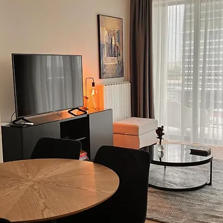 Apartment The View Waterfront
